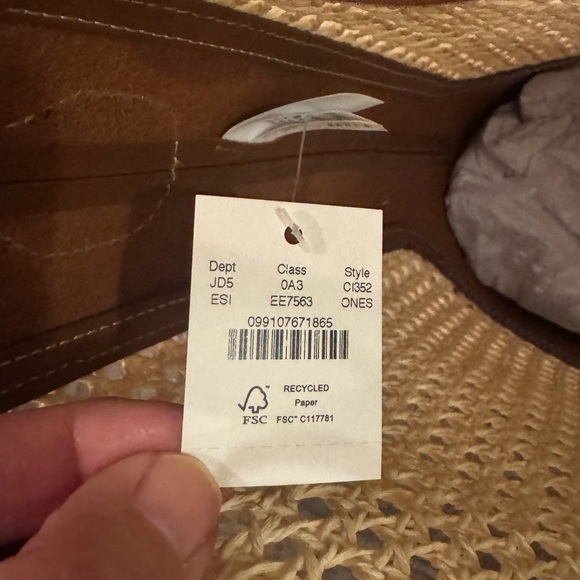 J. Crew Berkeley Bucket Tan and Brown Woven Shoulder Bag - Picture 8 of 8